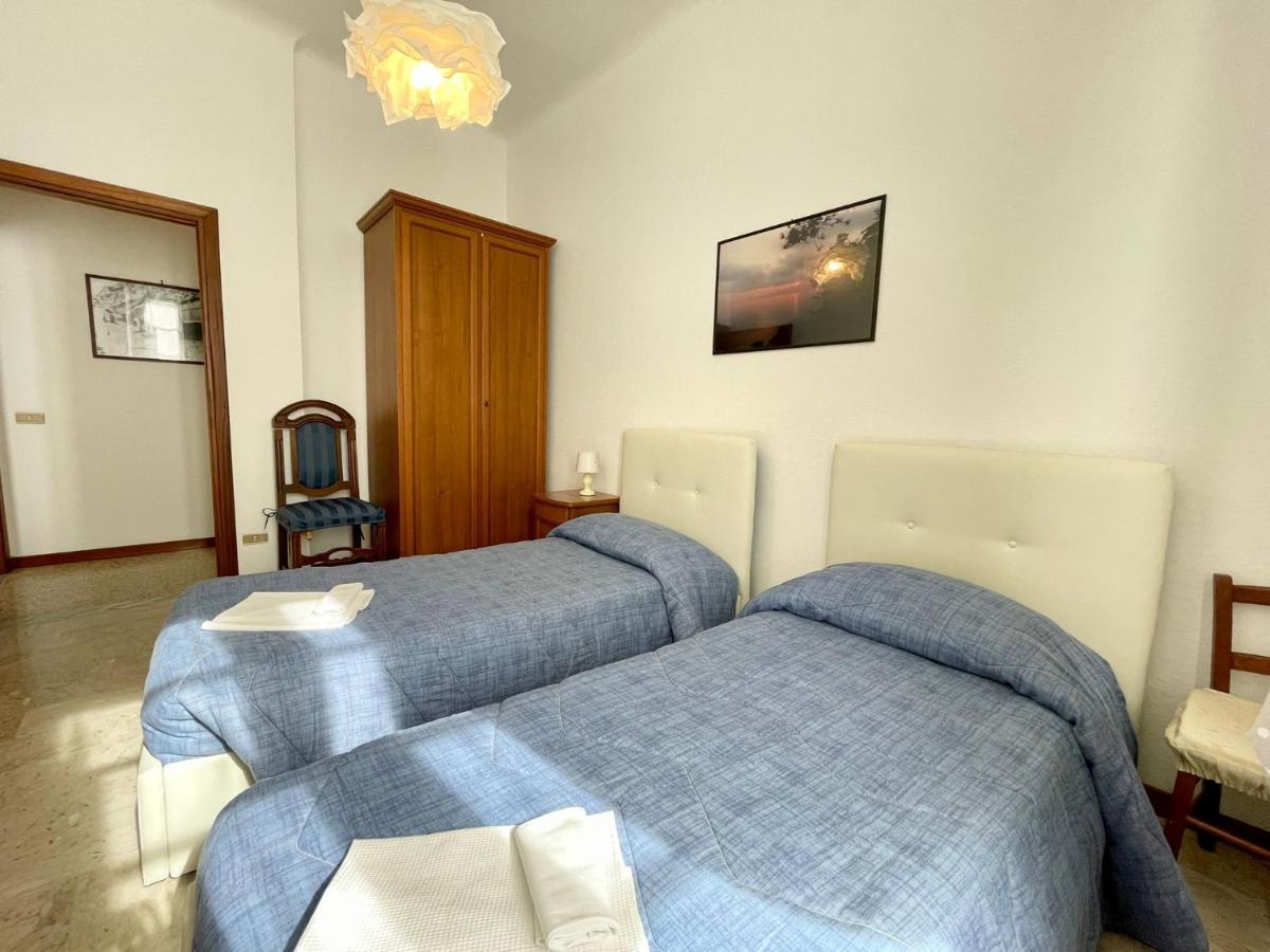 Levanto Rentals Buitenkant foto
