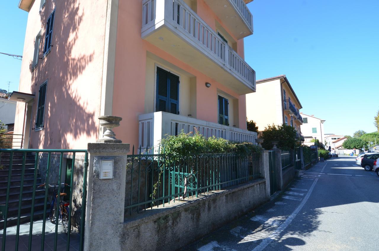 Levanto Rentals Buitenkant foto
